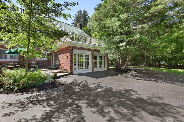 20 Demarest Avenue, West Nyack, NY 10994