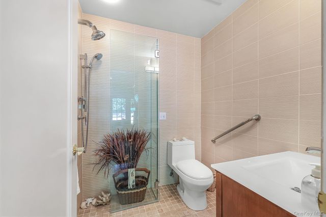 20 Demarest Avenue, West Nyack, NY 10994