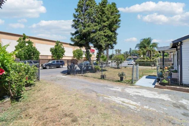 133 Natal Way, Vista, CA 92083