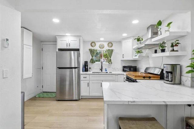 133 Natal Way, Vista, CA 92083