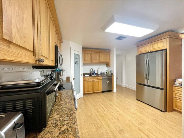 501 NE 110th Ter, Miami, FL 33161