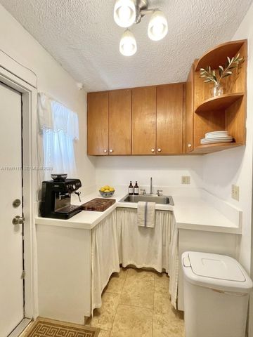 501 NE 110th Ter, Miami, FL 33161