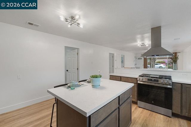 231 Star St, Oakley, CA 94561