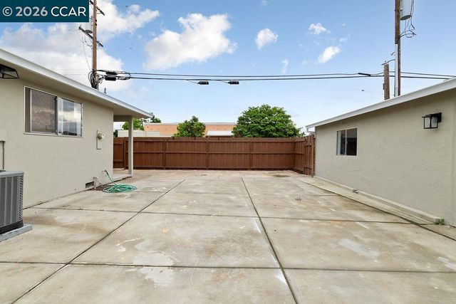 231 Star St, Oakley, CA 94561