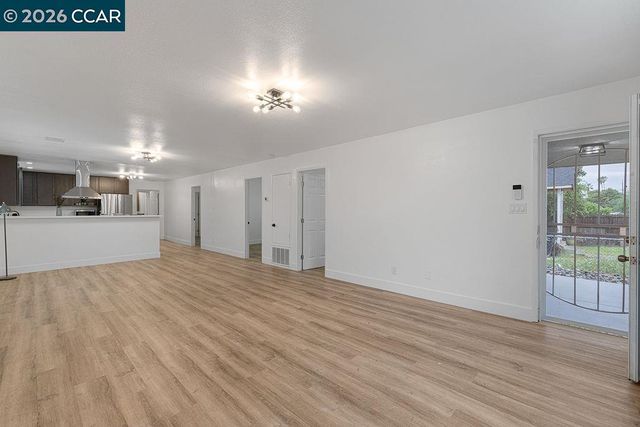 231 Star St, Oakley, CA 94561