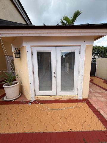 14640 SW 132nd Ct, Miami, FL 33186