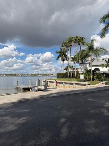 14640 SW 132nd Ct, Miami, FL 33186