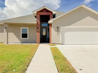 3530 Sepehr, Robstown, TX 78380