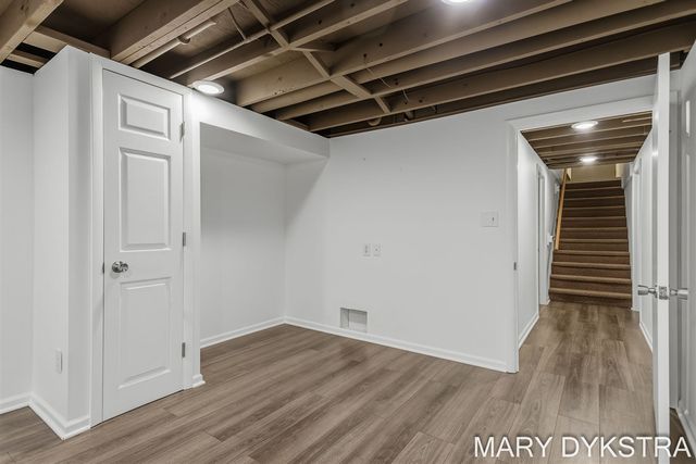 585 Huizenga Avenue, Zeeland, MI 49464