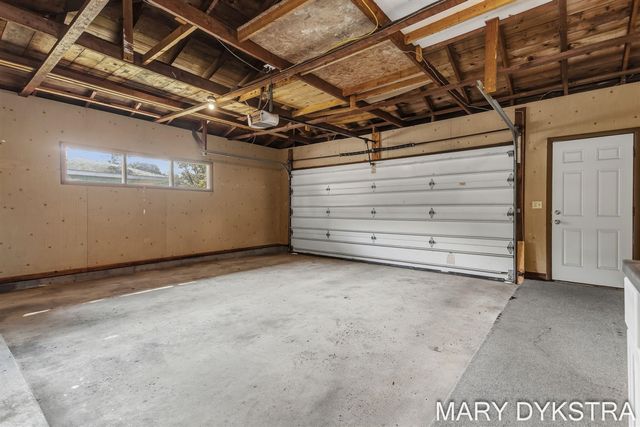 585 Huizenga Avenue, Zeeland, MI 49464