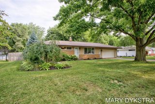 585 Huizenga Avenue, Zeeland, MI 49464