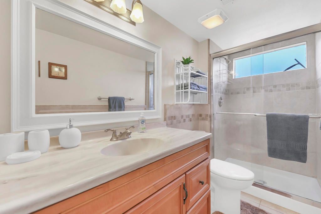 Image 17 of property listing at 41476 Inverness Way, Palm Desert, CA 92211