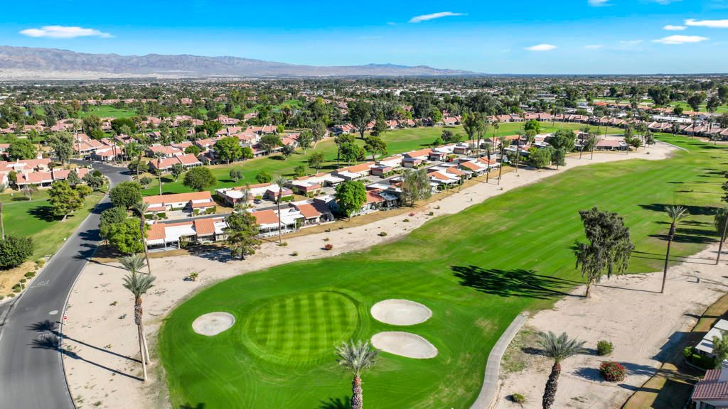 Image 26 of property listing at 41476 Inverness Way, Palm Desert, CA 92211