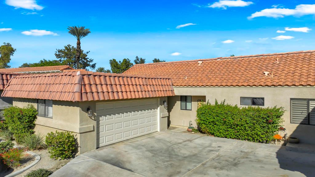 Image 7 of property listing at 41476 Inverness Way, Palm Desert, CA 92211