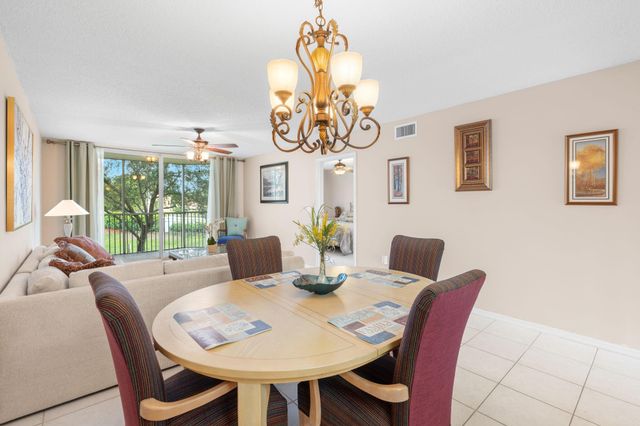 7763 Southampton Ter 215, Tamarac, FL 33321