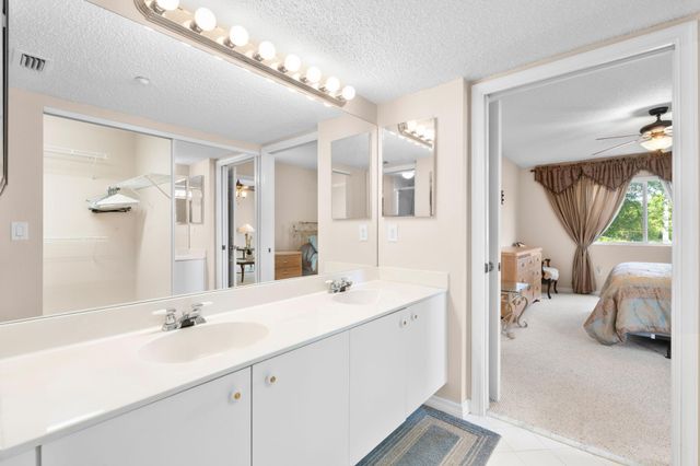 7763 Southampton Ter 215, Tamarac, FL 33321