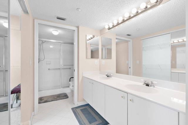 7763 Southampton Ter 215, Tamarac, FL 33321