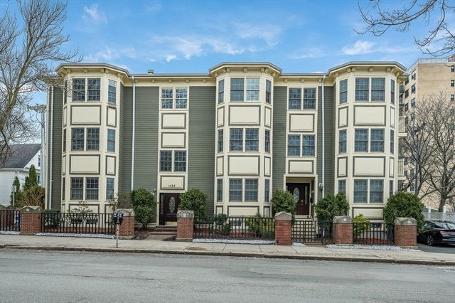 1328 Broadway 3, Somerville, MA 02144