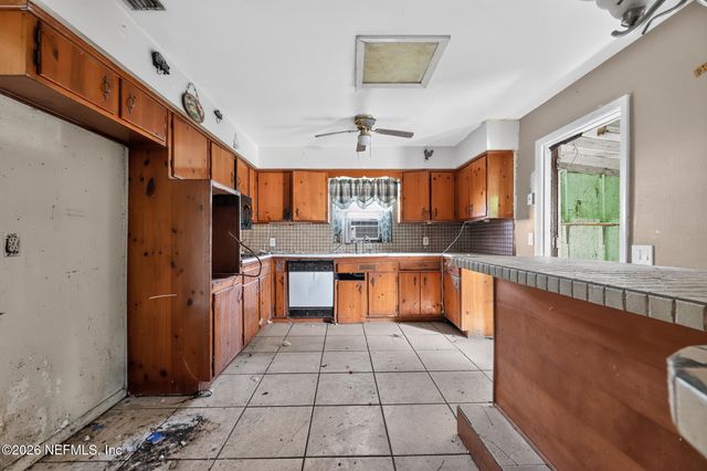3147 CATHEDRAL Lane, Jacksonville, FL 32277