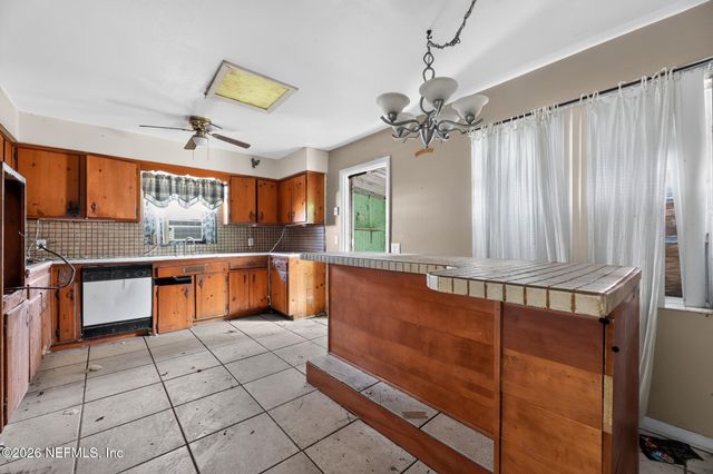 3147 CATHEDRAL Lane, Jacksonville, FL 32277