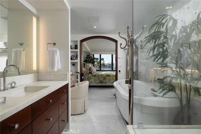 601 Lido Park Drive 4B, Newport Beach, CA 92663