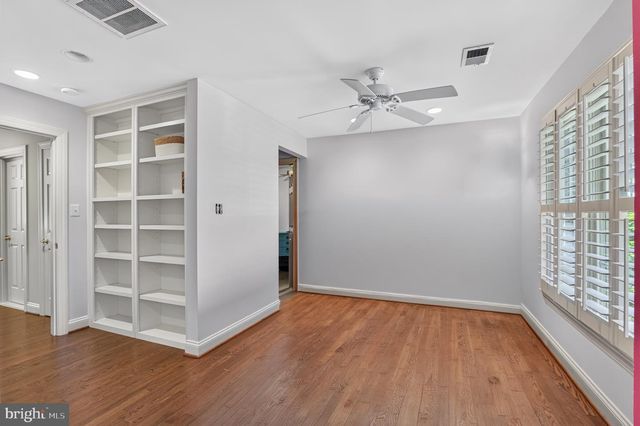 1613 CHATHAMS FORD PL, Vienna, VA 22182