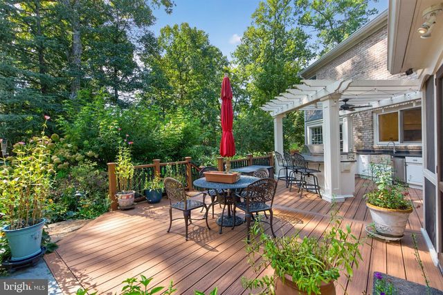 1613 CHATHAMS FORD PL, Vienna, VA 22182