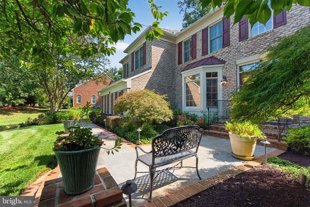 1613 CHATHAMS FORD PL, Vienna, VA 22182