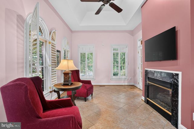 1613 CHATHAMS FORD PL, Vienna, VA 22182
