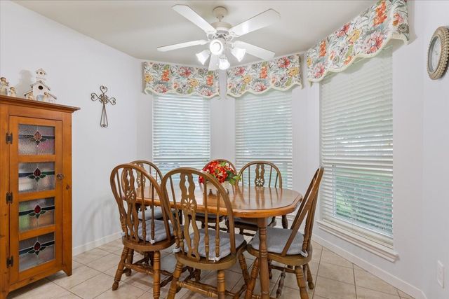 1216 Darbyton Drive, Hewitt, TX 76643