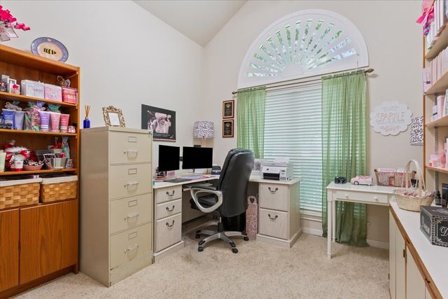 1216 Darbyton Drive, Hewitt, TX 76643