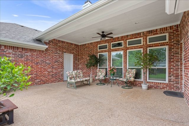 1216 Darbyton Drive, Hewitt, TX 76643