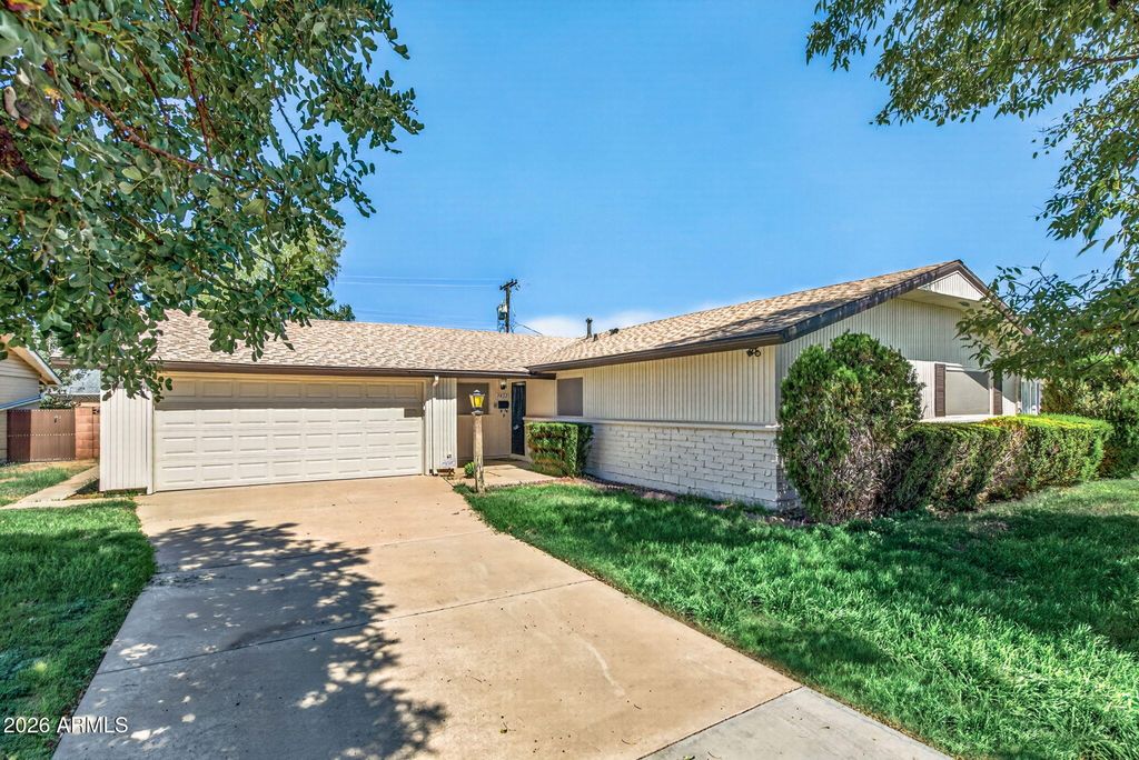 4032 W PALMAIRE Drive, Phoenix, AZ 85051 — photo 4