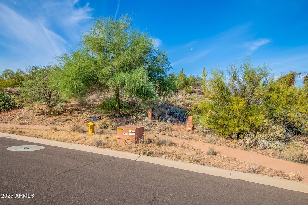 16109 E TOMBSTONE Avenue -, Fountain Hills, AZ 85268 — photo 5