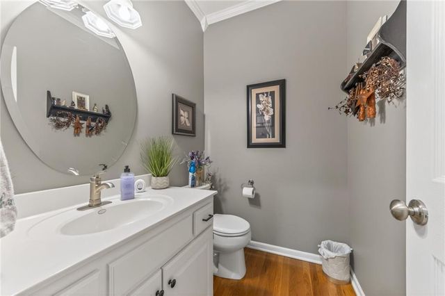 661 N Poplar Circle, Gardner, KS 66030