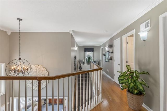 661 N Poplar Circle, Gardner, KS 66030