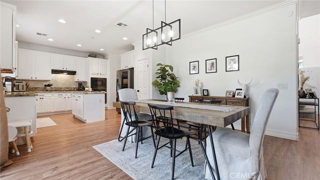 6067 Cone Peak, Fontana, CA 92336