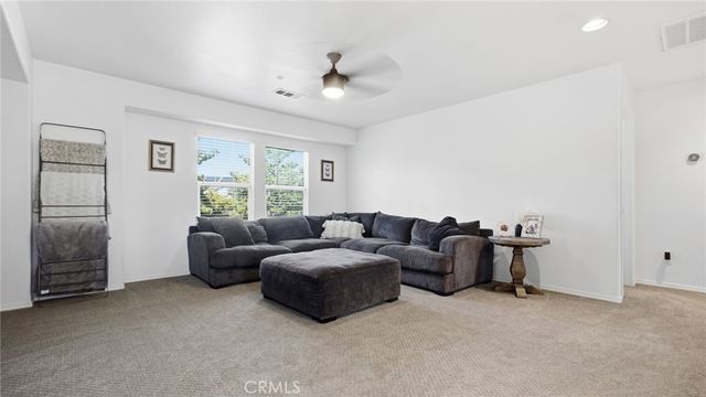 6067 Cone Peak, Fontana, CA 92336