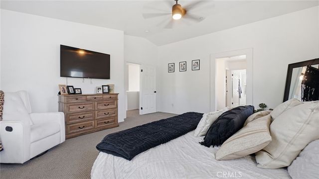 6067 Cone Peak, Fontana, CA 92336