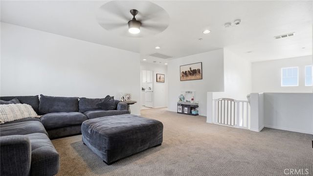 6067 Cone Peak, Fontana, CA 92336
