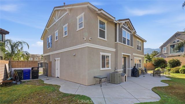 6067 Cone Peak, Fontana, CA 92336