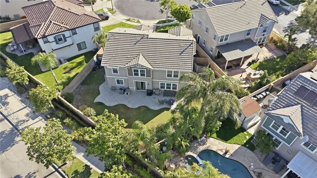 6067 Cone Peak, Fontana, CA 92336