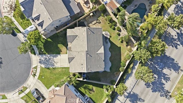 6067 Cone Peak, Fontana, CA 92336