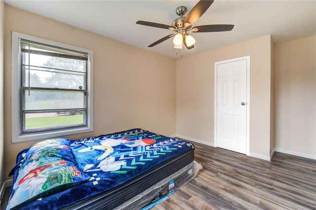 7318 Hummingbird Lane, Texas City, TX 77591