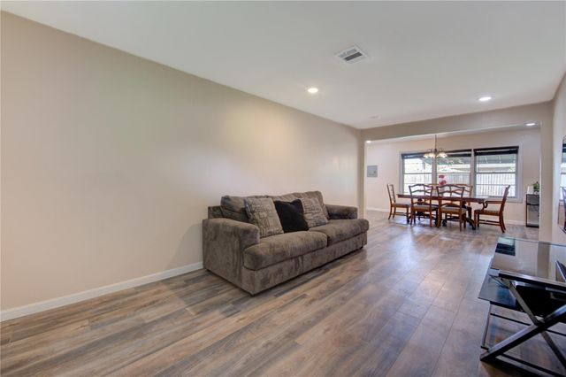 7318 Hummingbird Lane, Texas City, TX 77591