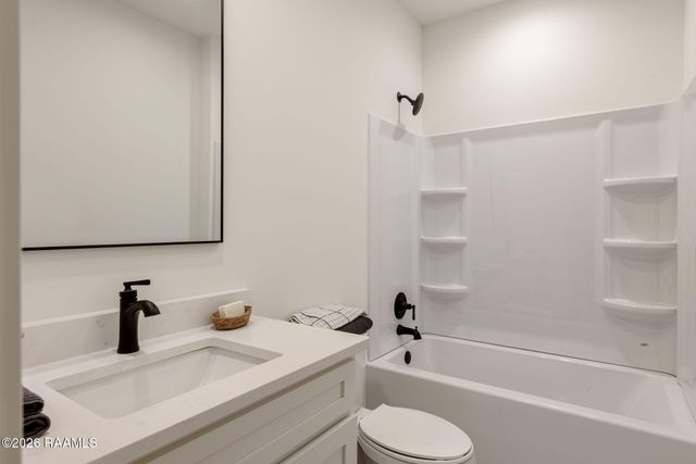 315 Sandstone Avenue 307, Scott, LA 70583