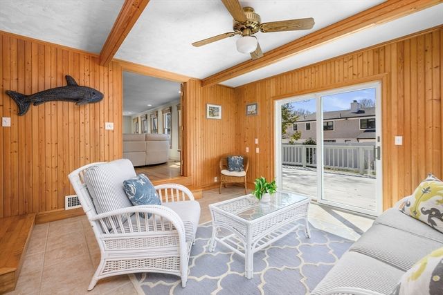 61 Linda Ln, Barnstable, MA 02601