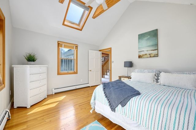 61 Linda Ln, Barnstable, MA 02601