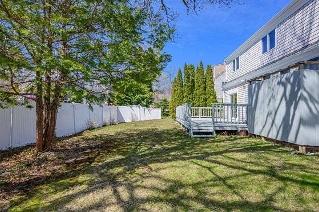 61 Linda Ln, Barnstable, MA 02601