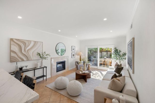 600 Comet Drive, Foster City, CA 94404